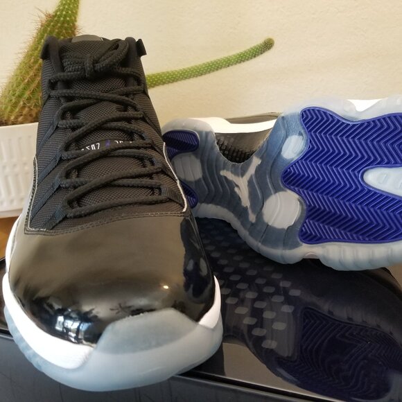 Jordan 11 Retro Space Jam (2016) - Picture 1 of 8